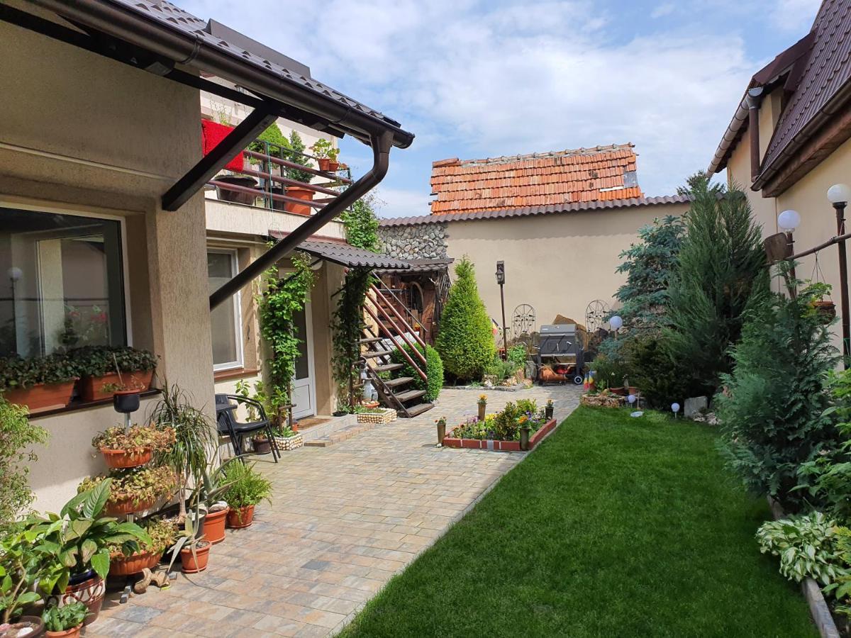 Rasnov Retreat Hotel Kültér fotó